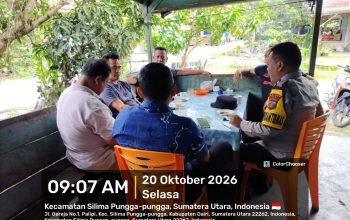 Sambangi Warga Parongil, Bhabinkamtibmas Polsek Silima Pungga-Pungga Imbau Waspada Judi Online dan Penipuan
